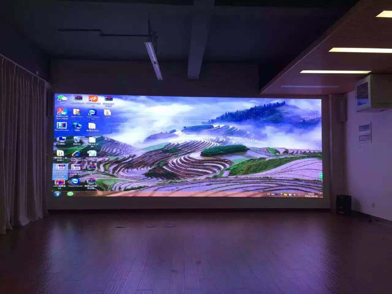 联硕光电裸眼3D LED显示屏解决方案 开启震撼视觉新纪元